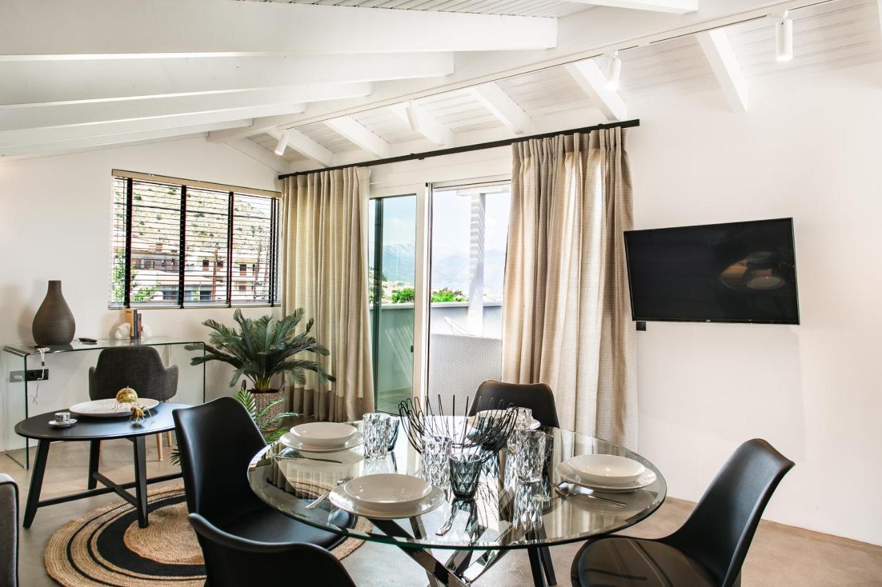 Living In Luxury * Ναύπλιο